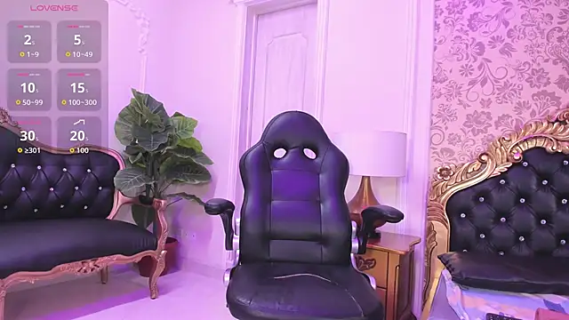 KarolMoore's cam snapshot