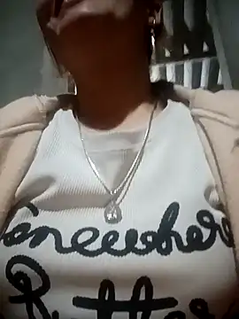 nangmo's cam snapshot