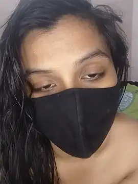 your-Mia07's cam snapshot