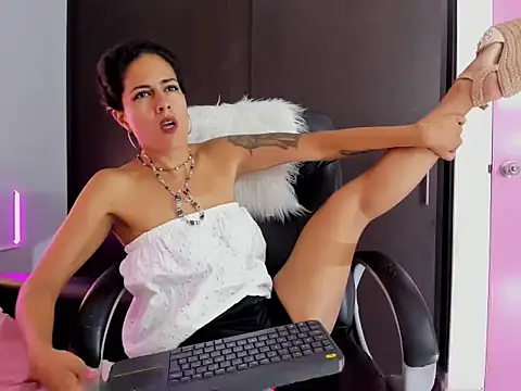 Janaki_devi's cam snapshot