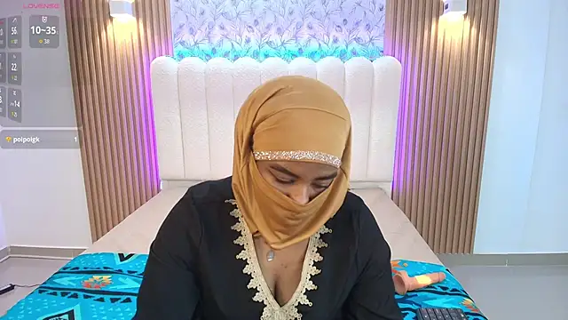 Lina_arabiann's cam snapshot