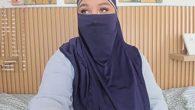 oksaana_arabic's cam snapshot