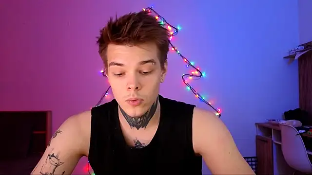 DENIS_HERE's cam snapshot