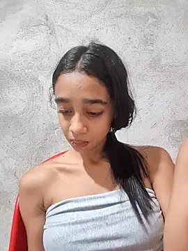 Zoe_Sweett18 live sex cam