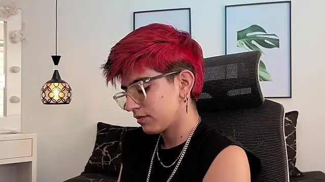 valeryevansvg's cam snapshot