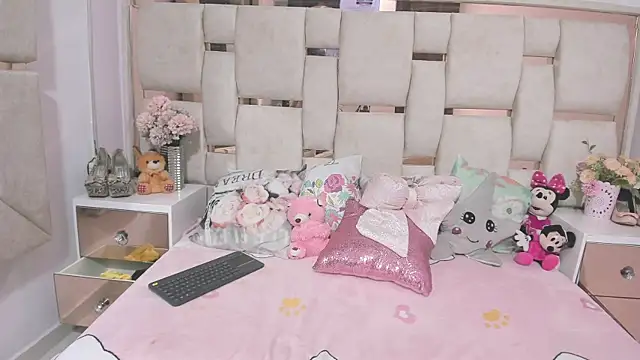 MiaKahali's cam snapshot