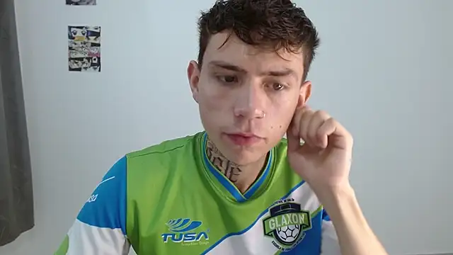 hot_teo_'s cam snapshot