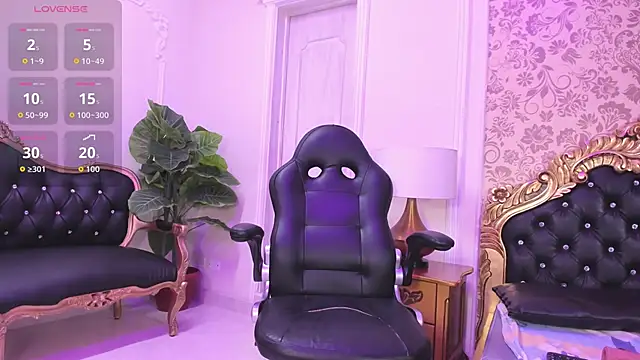 KarolMoore's cam snapshot