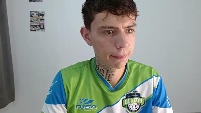 hot_teo_'s cam snapshot