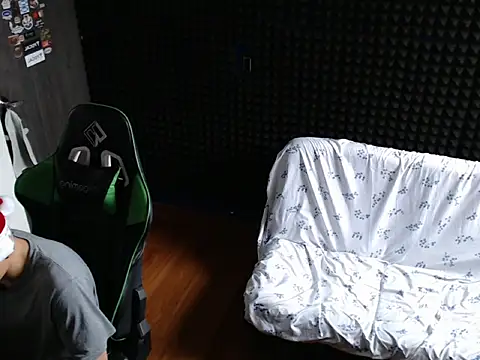 Mr_Lollipop77's cam snapshot