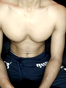 kisses-onmy-body live sex cam