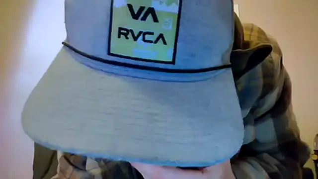 Huntzg23's cam snapshot