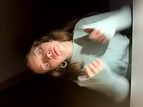 Holy_Poly's cam snapshot