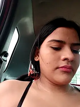 virgin_cunt's cam snapshot