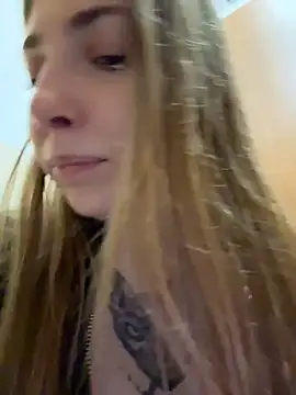 Sunny___Bunny live sex cam