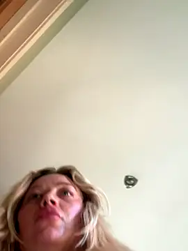 blissdimicco live sex cam