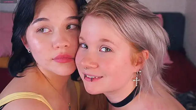 EviaVanveen live sex cam