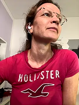 AnnikaRose live sex cam