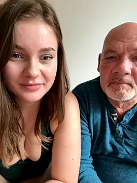 MaribelRiver live sex cam