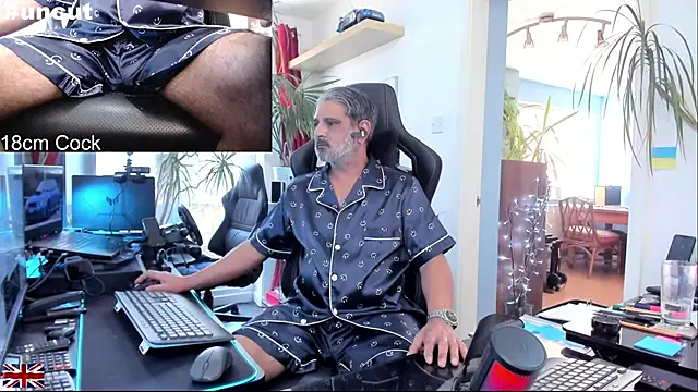 OnlineBossUK live sex cam