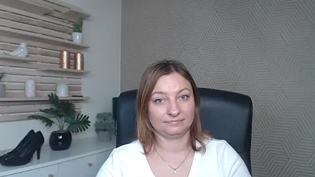 angelaSamt live sex cam