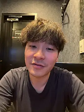 yuuki8910 live sex cam