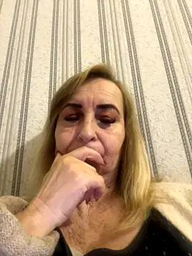 Irina2909@xh live sex cam