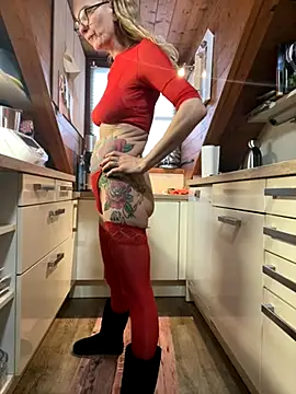 LucyLingerie78 live sex cam