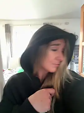 MimiMaee live sex cam