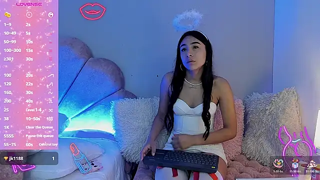 Lalitaswwet live sex cam