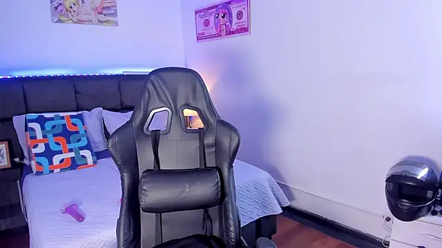 Aiiden_15 live sex cam