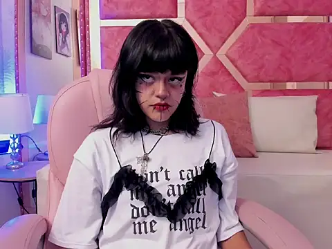 Nahemont_Sadish's cam snapshot