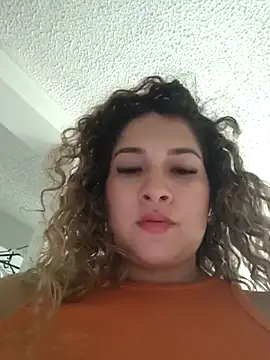 Sara_smiiith211 live sex cam