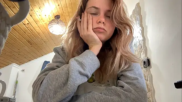 AlanaPostell's cam snapshot