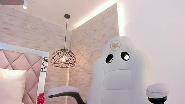 katha_stone's cam snapshot