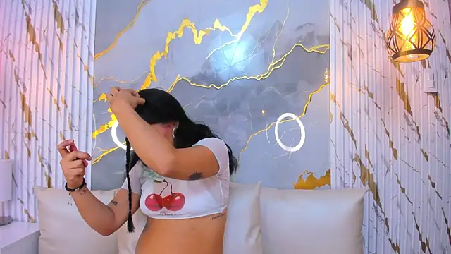 NIKIBUNNY's cam snapshot