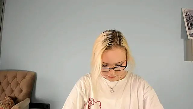 StellaZeolla's cam snapshot