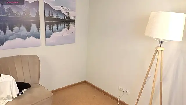 JudeSteuart's cam snapshot