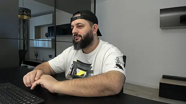 DravenPeak live sex cam