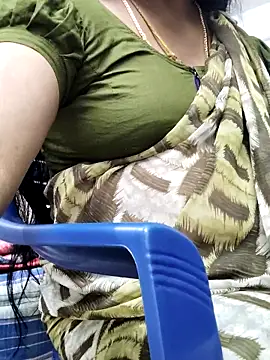 Tamilrojanew live sex cam