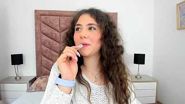 Emmalorez__'s cam snapshot