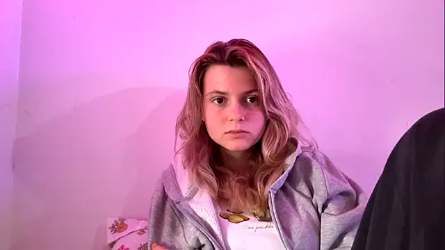 AlanaPostell's cam snapshot