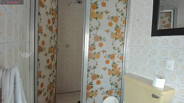 kendra_london's cam snapshot