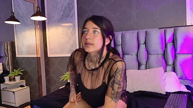 HannyJones's cam snapshot