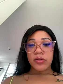 ashley_Tompson1's cam snapshot