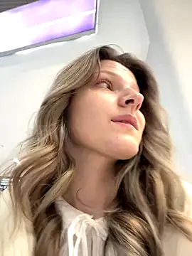 MaryHiggins's cam snapshot