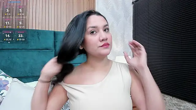 Kareena_chopra's cam snapshot