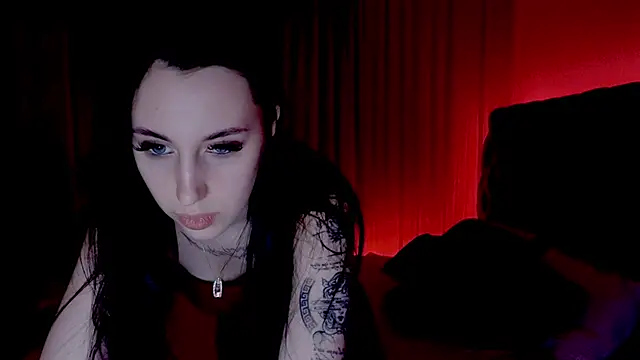 Miss__Linn's cam snapshot