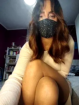 Akemi_rossi live sex cam