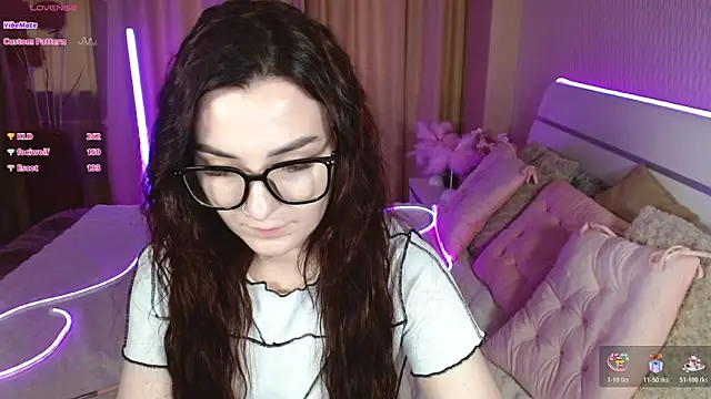 AdeleCutie's cam snapshot